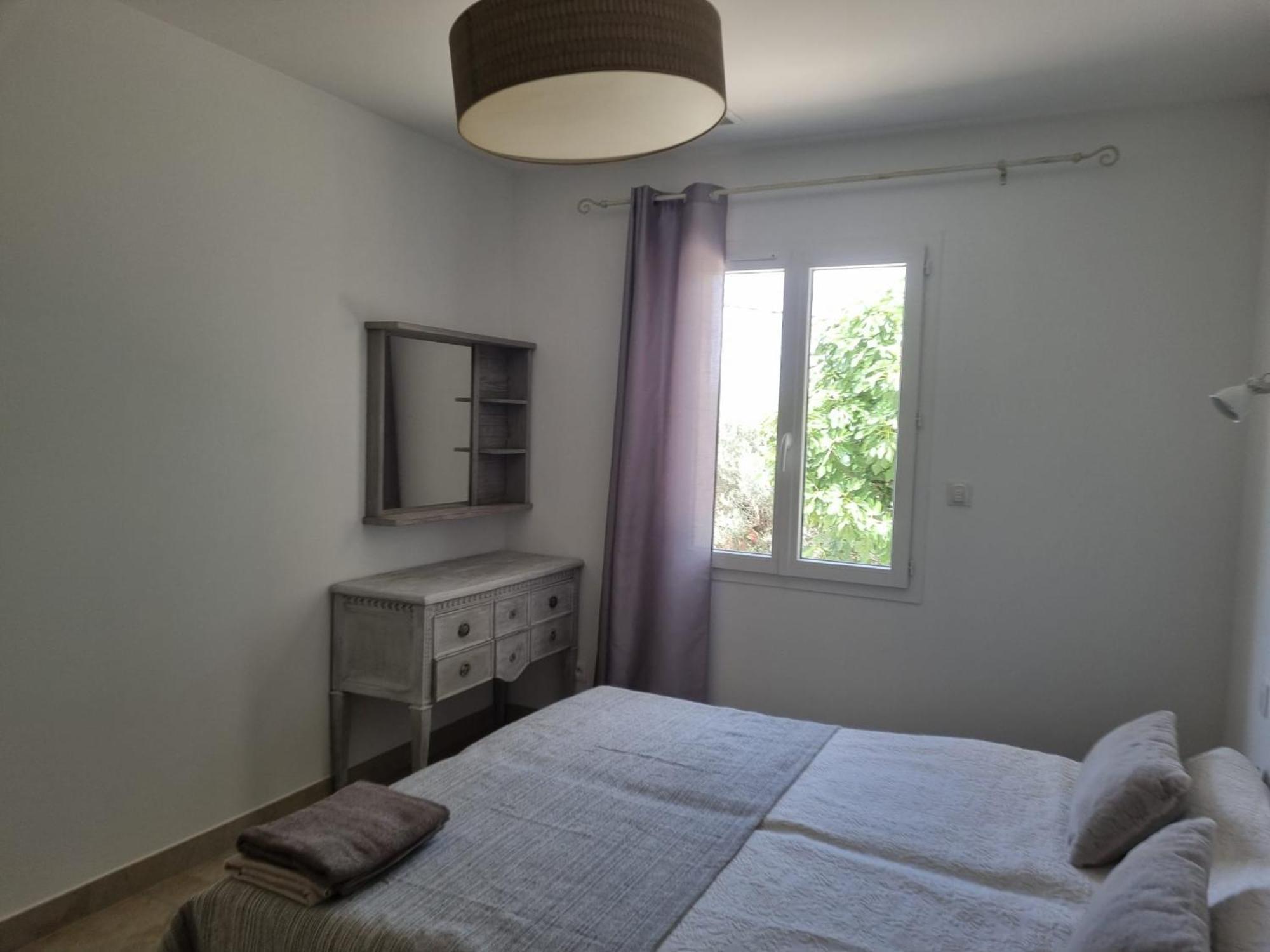 Au Fil De Soi Saint-Julien-de-Peyrolas Quarto foto